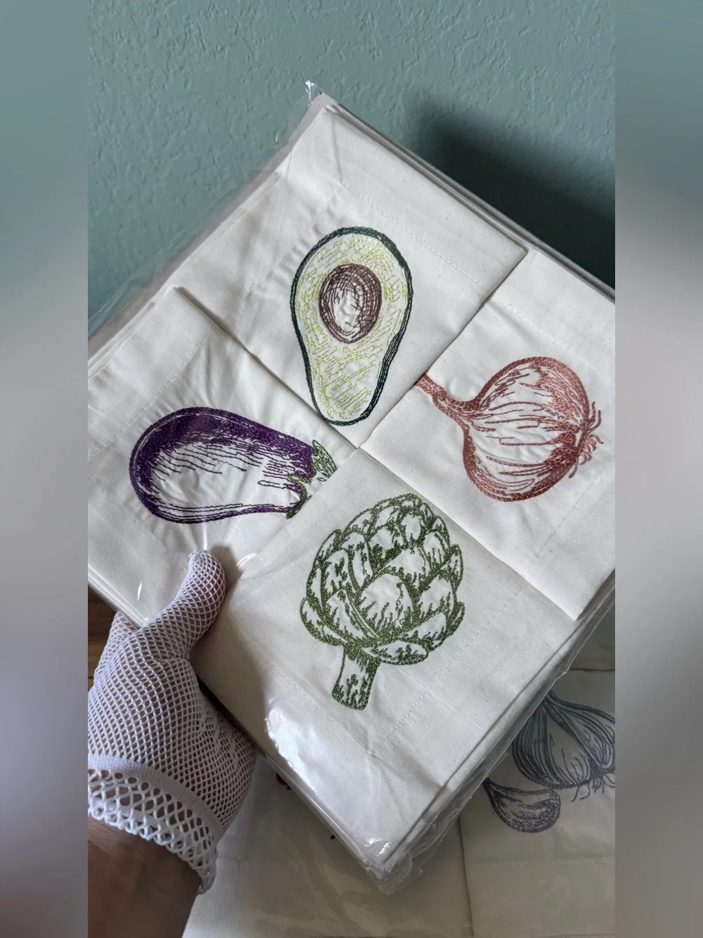 Trader Joe’s Retired Embroidered Vegetable Napkins 20” Complete Set of 8 NEW